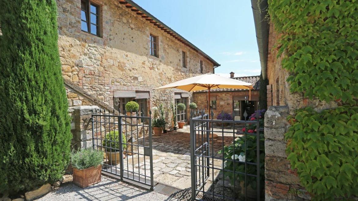 MontefollonicoAbbadia Wine Relais住宿加早餐旅馆 外观 照片